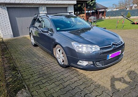Citroën C5 Tourer HDi 165 Exclusive Automatik Luftfederu