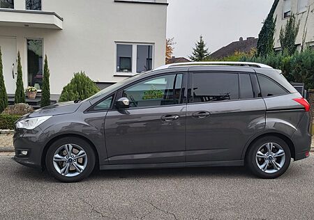 Ford Grand C-Max 1,0 EcoBoost 92kW Cool & Connect...