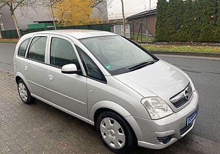 Opel Meriva 1.4 Rentnerfahrzeug TÜV NEU