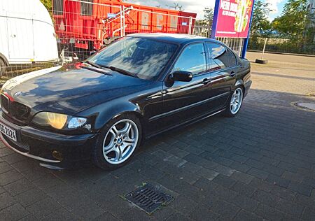 BMW 318i -E46 M paket