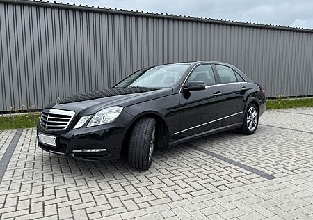 Mercedes-Benz E 220 CDI BlueEFFICIENCY AVANTGARDE