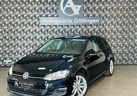 VW Golf Volkswagen VII Lim. Highline/AUTOMATIK/PANO/NAVI/SHZ