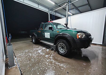 Nissan Navara d22 Allrad AHK Differenzialsperre