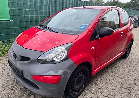 Toyota Aygo (X) Aygo 1.0 | EZ. 2007 | 176.000 KM | Kleinwagen