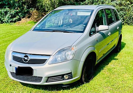 Opel Zafira 1.6 Twinport NAVI, 7 Sitzer, Tüv neu
