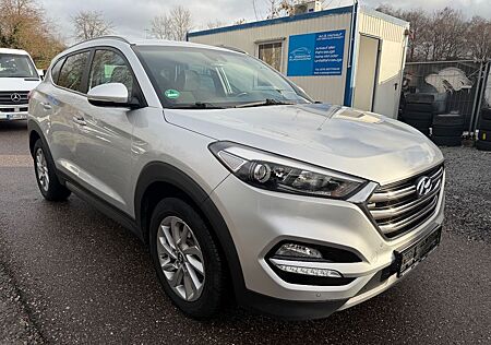 Hyundai Tucson blue Style 2WD*Auto*Navi*AHK