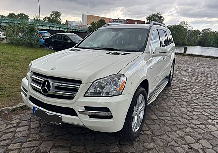 Mercedes-Benz GL 350 BlueTEC 4MATIC -