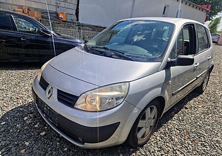 Renault Scenic gebraucht kaufen Renault Scenic II Avantage