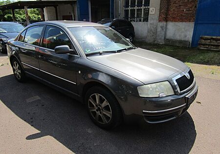 Skoda Superb Elegance Vollleder Klimaautomatik