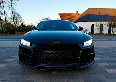 Audi TT Coupe 2.0 TFSI S tronic quattro -