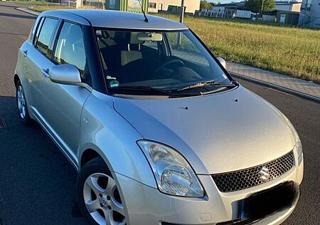 Suzuki Swift Schräghecklimousine