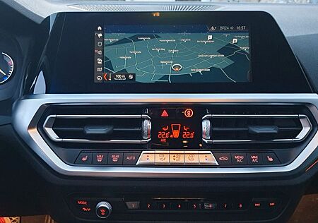 BMW 320d Touring Sport Line Automatik Sport Line