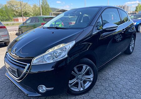 Peugeot 208 1.2 Style PureTech 82 TEL/SHZ/TEMP/PDC/GAR!
