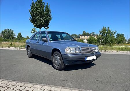 Mercedes-Benz 190 W201 E1.8