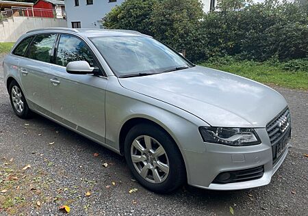 Audi A4 Avant Ambiente 2.0 TDi,Bi-Xenon,AHK