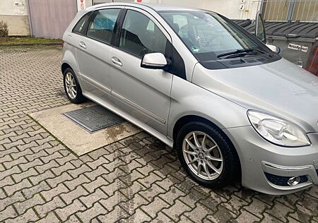 Mercedes-Benz B 180 CDI -