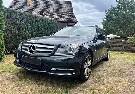 Mercedes-Benz C 300 CDI 4MATIC T BlueEFF. AVANTG. Aut. AVA...
