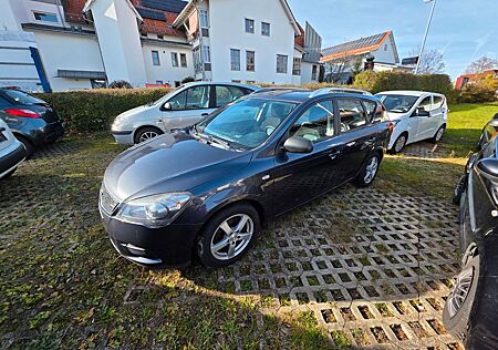 Kia Cee'd Sportswagon Ceed Sportswagon LX AHK abnehmbar 8-fach 8-fach