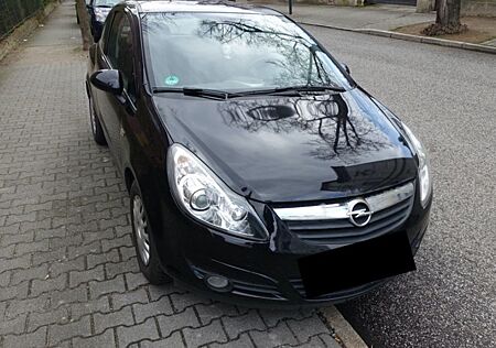 Opel Corsa 1.2 mit Klima und Tempomat
