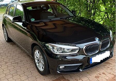 BMW 118i - M Lenkrad, top gepflegt, TÜV Neu,