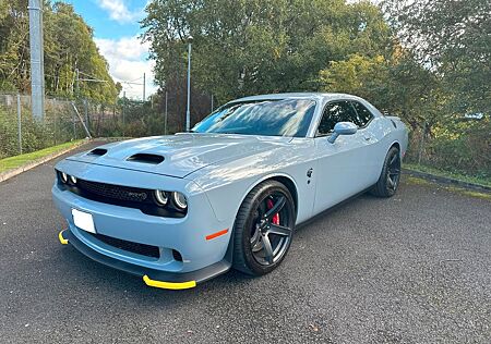 Dodge Challenger HELLCAT REDEYE V8 SUPERCHAGED