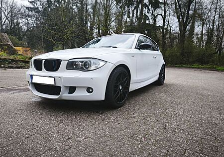 BMW 130i - Original Schnitzer / M Paket