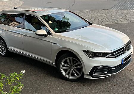 VW Passat Variant Volkswagen 1.4 TSI DSG GTE Variant Extras