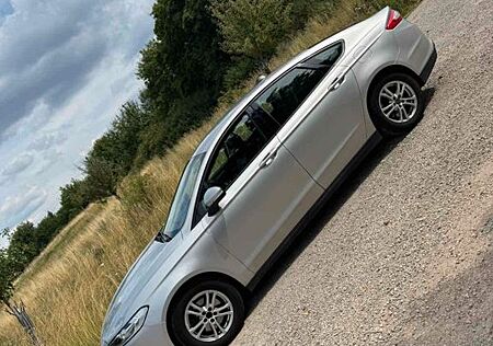 Ford Mondeo 2,0 TDCi 110kW Titanium PowerShift Ti...