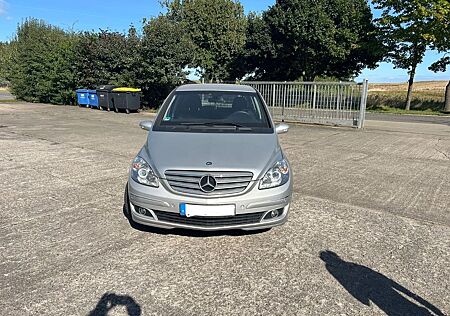 Mercedes-Benz B 170 -