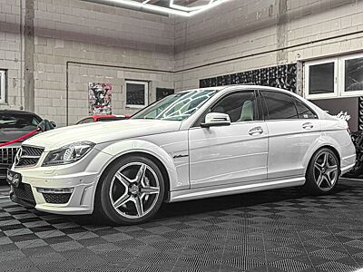 Mercedes-Benz C 63 AMG*W204*LEGENDE*SAUGMOTOR*TOP-AUSSTATTUNG