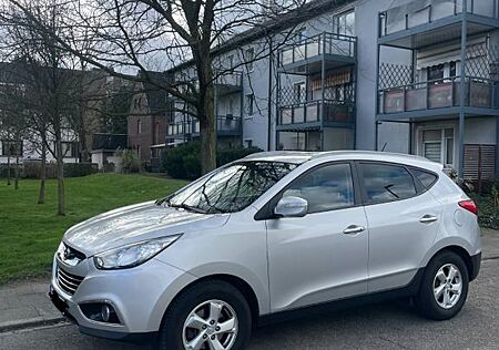 Hyundai ix35 2.0 Style 2WD Style, TÜV neu