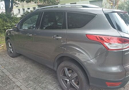 Ford Kuga 2,0 TDCi 4x4 103kW Titanium PowerShift ...