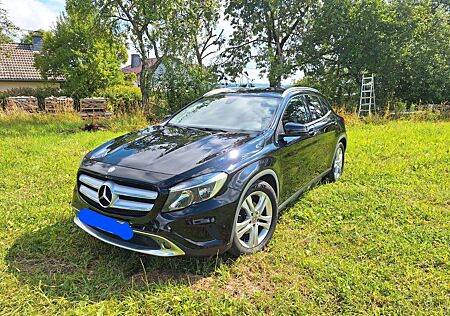 Mercedes-Benz GLA 220 d 4MATIC DCT Urban Urban