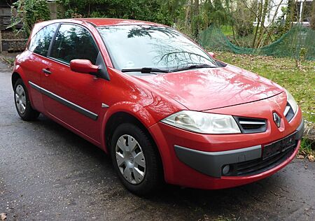 Renault Megane 1.6 16V Klima, 1.Hand, TÜV 10/2026
