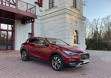 Infiniti QX30 2.2d DCT AWD Premium Tech Premium Tech