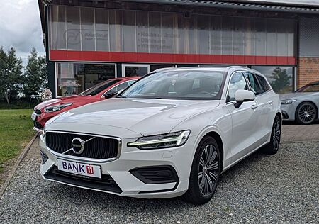 Volvo V60 2.0 T4 Momentum Pro AUTOMATIK T-LEDER KEY-GO