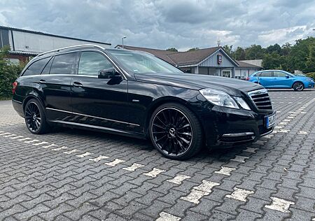 Mercedes-Benz E 350 CDI T BlueEFFICIENCY AVANTGARDE AVANTGARDE