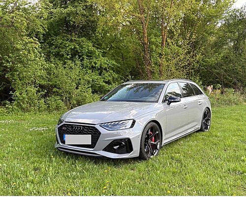 Audi RS4 Competition,Schalensitze, 290 Km/h, Panorama