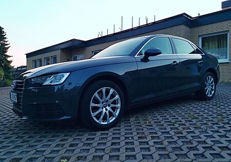 Audi A4 2.0 TDI S tronic - TÜV NEU