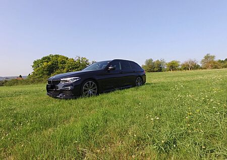 BMW M550d xDrive Touring A -