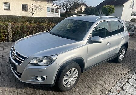 VW Tiguan Volkswagen TEAM 1.4TSI 150PS AHK.SITZHZG.
