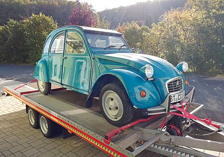 Citroën 2 CV Blau, vom Vorbesitzer restauriert