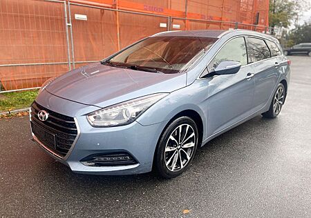 Hyundai i40 gebraucht kaufen Hyundai i40 cw blue Trend*Automatik*Kamera*Navi*PDC*SHZ*