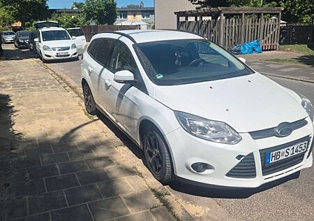 Ford Focus 1,6TDCi 85kW S/S SYNC Edition Turnier ...