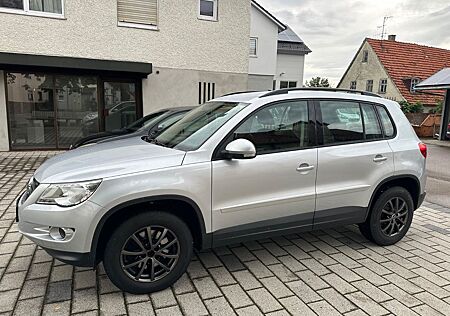 VW Tiguan Volkswagen 2.0 TDI 4MOTION Track & Field Track &...