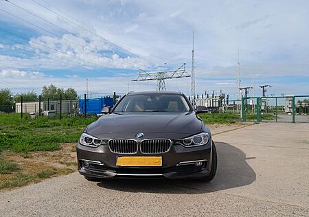 BMW 318d Touring Luxury Line Luxury Line
