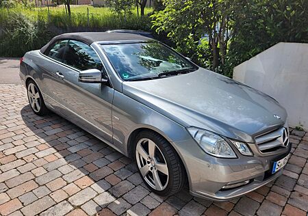 Mercedes-Benz E 250 Cabriolet CGI BlueEFF. AVANTGARD...