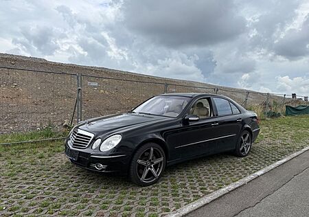 Mercedes-Benz E 500 AVANTGARDE*PANO*SHZ*KLIMA*MEMORY.S