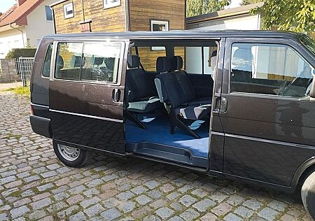 VW T4 Caravelle Volkswagen 2,5-l-Diesel TDI 111KW lang Sta...