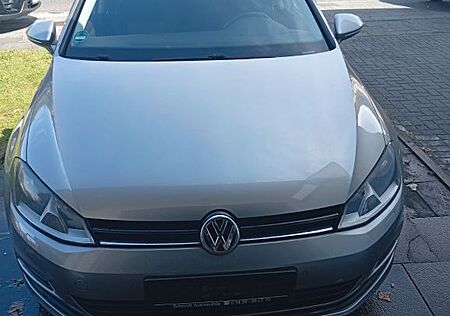 VW Golf Volkswagen 1.2 TSI 63kW BMT Comfortline Comfortline